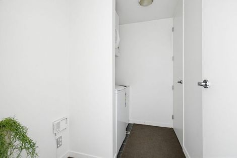 Photo of property in Montreaux Apartments, 9i/164 The Terrace, Wellington Central, Wellington, 6011