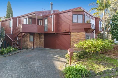 Photo of property in 2/8 Antrim Grove, Bayview, Auckland, 0629