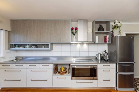 Photo of property in 221 Rosetta Road, Raumati South, Paraparaumu, 5032