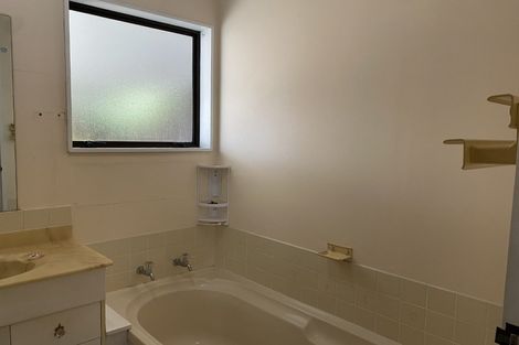 Photo of property in 1/45a Pakuranga Road, Pakuranga, Auckland, 2010