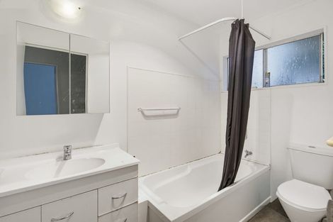 Photo of property in 16b Buckley Grove, Paraparaumu, 5032