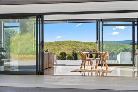 Photo of property in 77 Wairimu Way, Waipu, 0582