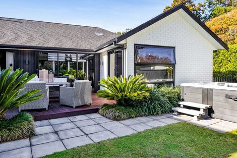 Photo of property in 14 Brooklands Road, Brooklands, New Plymouth, 4310