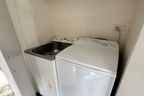 Photo of property in 8 Alameda Terrace, Aro Valley, Wellington, 6021