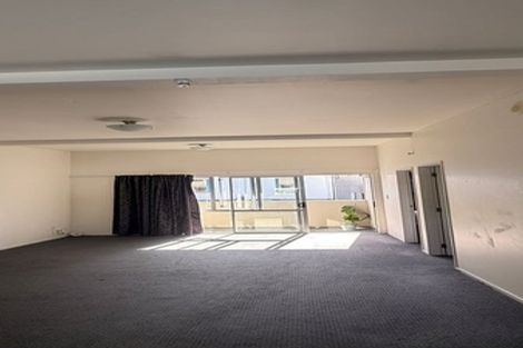 Photo of property in 5/27 Drummond Street, Mount Cook, Wellington, 6021
