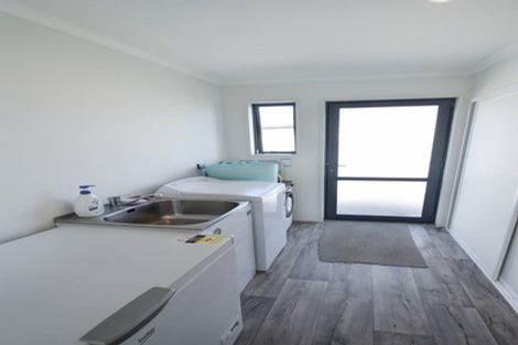 Photo of property in 17 Cirrus Place, Omarama, 9412