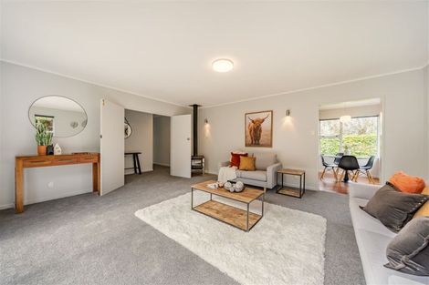 Photo of property in 34 Whirinaki Crescent, Heretaunga, Upper Hutt, 5018