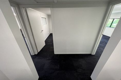 Photo of property in 13 Taupaki Road, Taupaki, Henderson, 0782