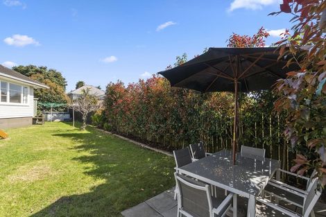 Photo of property in 4 Glenford Lane, Te Atatu Peninsula, Auckland, 0610