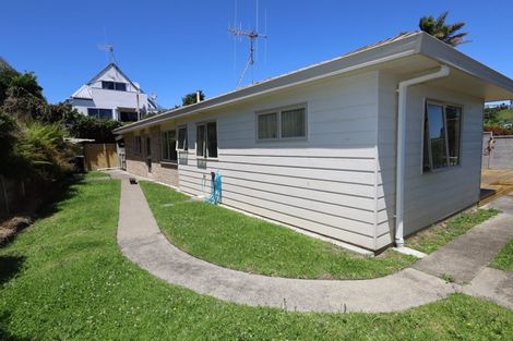 Photo of property in 142 Waitaha Road, Welcome Bay, Tauranga, 3112