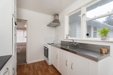 Photo of property in 14 Durham Street, Cannons Creek, Porirua, 5024