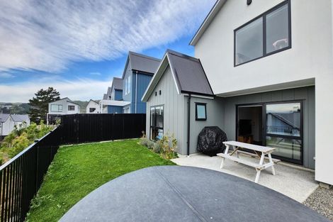 Photo of property in 24 Hokioi Drive, Kenepuru, Porirua, 5022