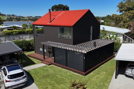 Photo of property in 5 Citrus Place, Mangawhai, 0505