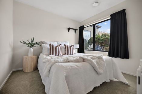 Photo of property in 11 Elva Dawson Place, Arrowtown, 9302