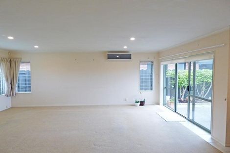 Photo of property in 10 Franco Lane, East Tamaki, Auckland, 2016
