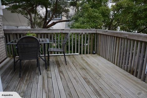 Photo of property in 17 Portland Crescent, Thorndon, Wellington, 6011