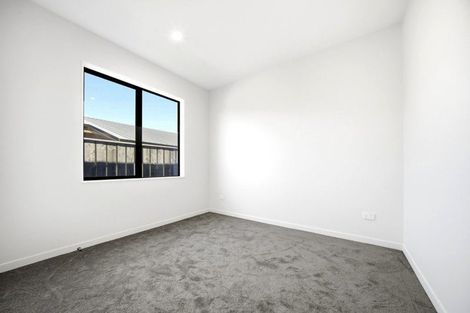 Photo of property in 76 Huanui Drive, Wainui, 0992