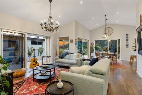 Photo of property in 108b Riverview Road, Whangamata, 3620