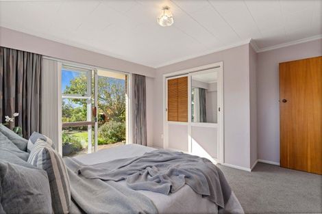 Photo of property in 6c Fairview Place, Westown, New Plymouth, 4310