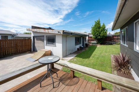Photo of property in 9 Thackeray Place, Owhata, Rotorua, 3010