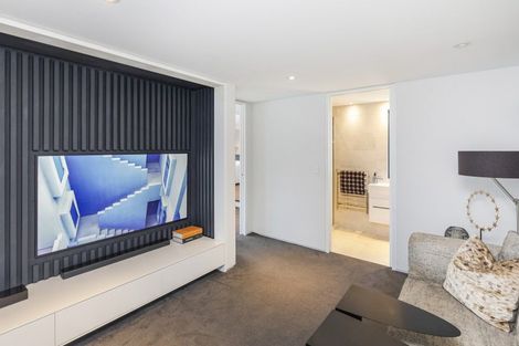 Photo of property in 26a Peterborough Street, Christchurch Central, Christchurch, 8013