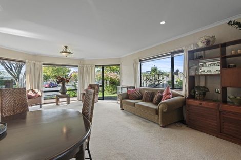 Photo of property in 35 Presidential Drive, Milson, Palmerston North, 4414