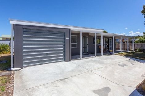 Photo of property in 107 Chartwell Avenue, Whangamata, 3620
