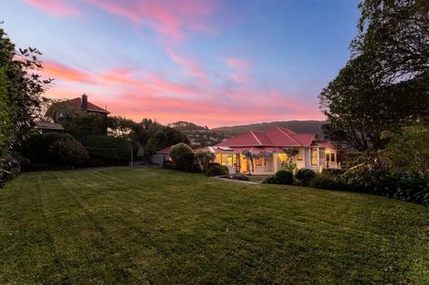 Photo of property in 11 Trelissick Crescent, Ngaio, Wellington, 6035