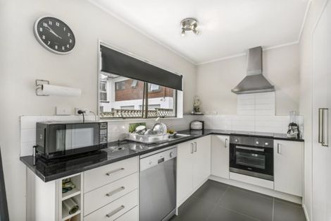 Photo of property in 2/79 Clark Road, Pahurehure, Papakura, 2113