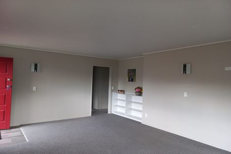 Photo of property in 2/7 Kathleen Place, Rainbow Point, Taupo, 3330