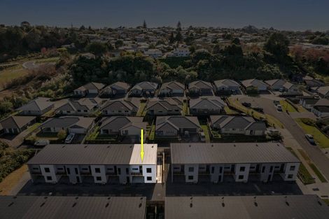 Photo of property in 12 Harapa Way, Brookfield, 3110