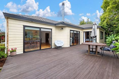 Photo of property in 446f West Coast Road, Glen Eden, Auckland, 0602