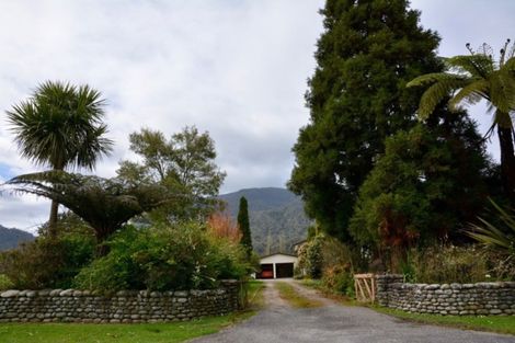 Photo of property in 662 Arapito Road, Karamea, 7893