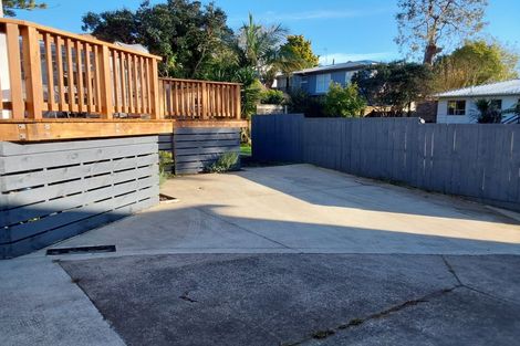 Photo of property in 2/38 Clayburn Road, Glen Eden, Auckland, 0602