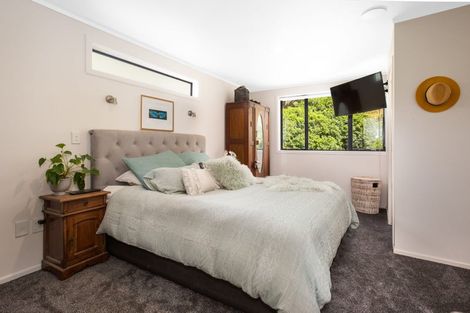 Photo of property in 1153 Paekakariki Hill Road, Paekakariki Hill, Porirua, 5381