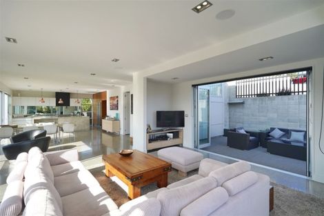 Photo of property in 105 Glenstrae Road, Redcliffs, Christchurch, 8081