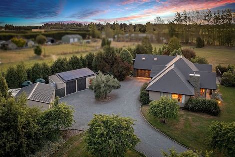 Photo of property in 2/1314 West Coast Road, West Melton, Christchurch, 7671