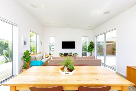 Photo of property in 53 Moir Point Road, Mangawhai Heads, Mangawhai, 0505