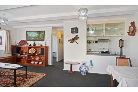 Photo of property in 2/46 Chartwell Avenue, Glenfield, Auckland, 0629