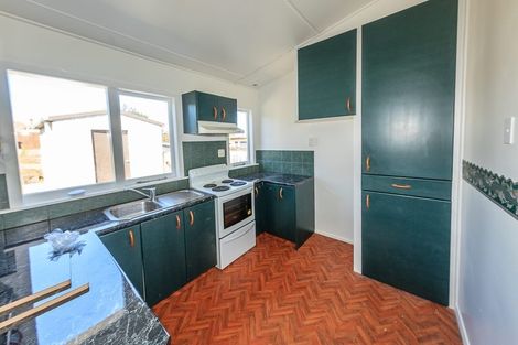 Photo of property in 16 Memorial Avenue, Parkside, Timaru, 7910