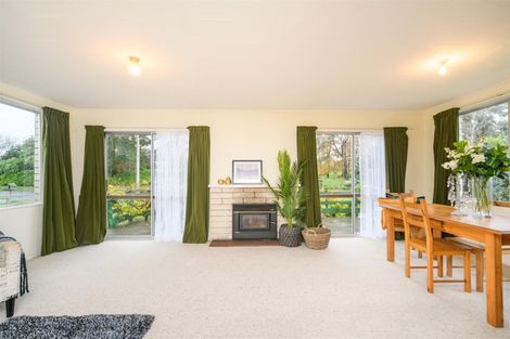 Photo of property in 24 Oaklea Avenue, Marton, 4710