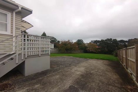 Photo of property in 1/9 Titoki Street, Te Atatu Peninsula, Auckland, 0610