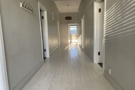 Photo of property in 84 Tomahawk Road, Andersons Bay, Dunedin, 9013