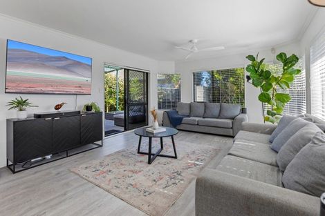 Photo of property in 16 Luculia Drive, Mount Maunganui, 3116