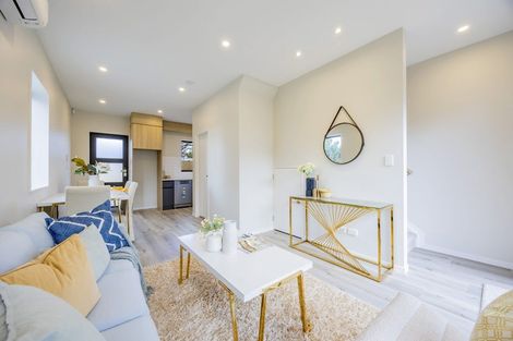 Photo of property in 14d Durham Street, Te Atatu Peninsula, Auckland, 0610