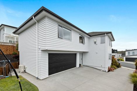 Photo of property in 60 Godfrey Drive, Orewa, 0931