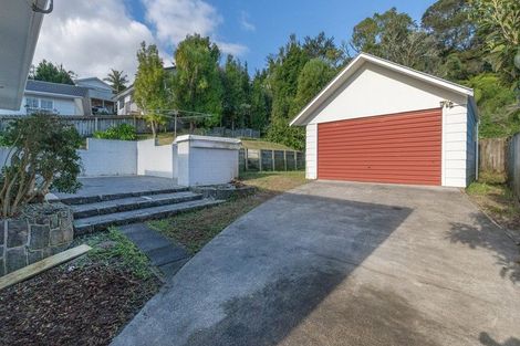Photo of property in 27 Beaudine Avenue, Glenfield, Auckland, 0629