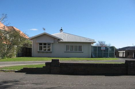 Photo of property in 170 Fitzherbert Avenue, West End, Palmerston North, 4410