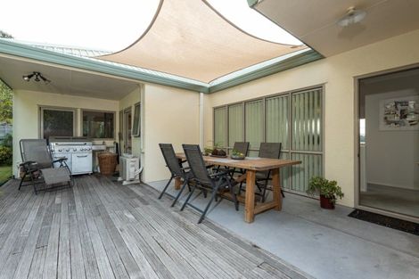 Photo of property in 2 Worsley Way, Bellevue, Tauranga, 3110