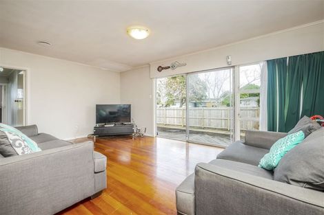 Photo of property in 12 Cargill Street, Papakura, 2110